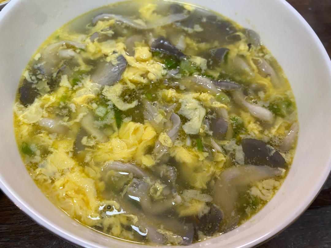 平菇鸡蛋汤