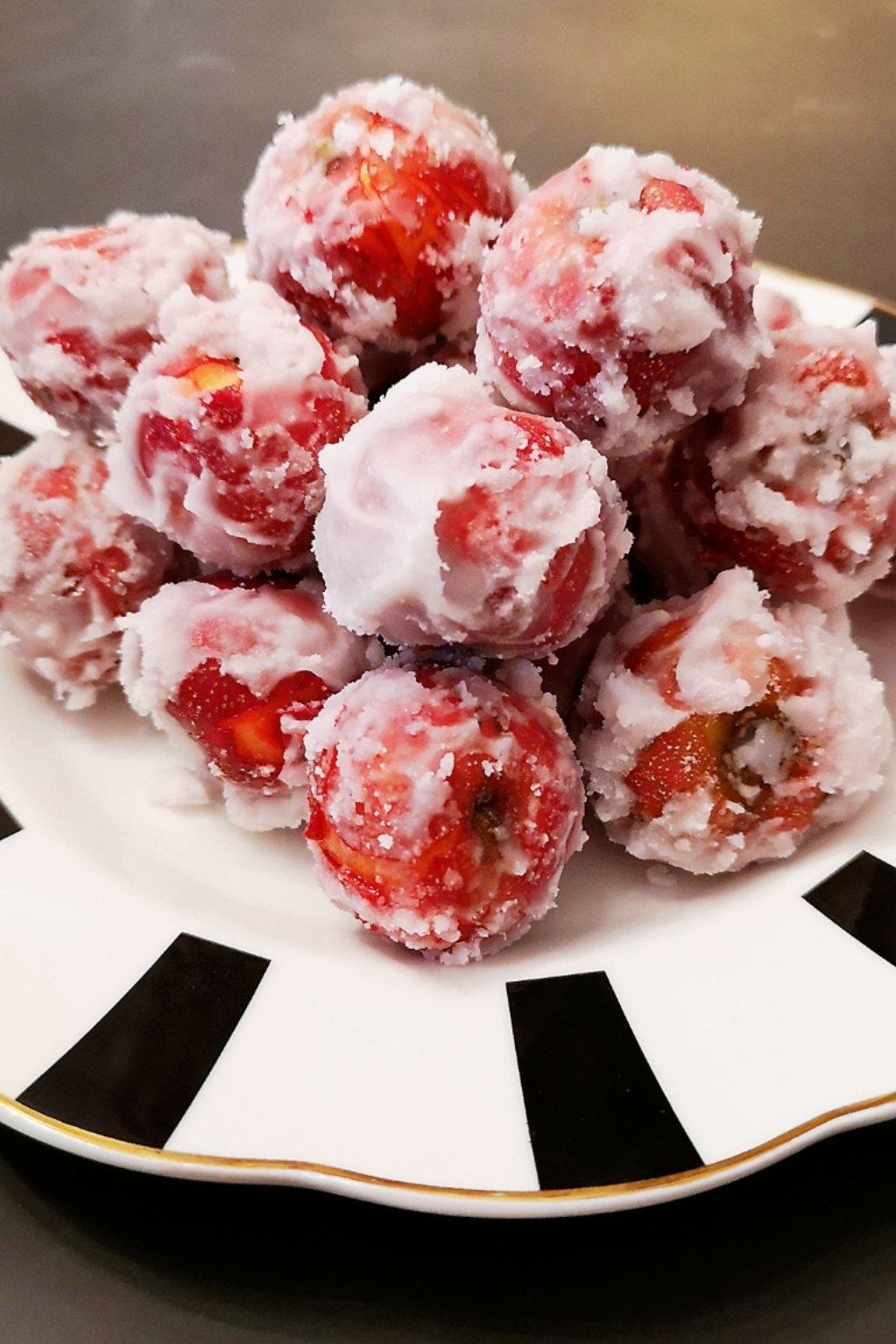 小小橙子妈做的超简单的山楂雪球