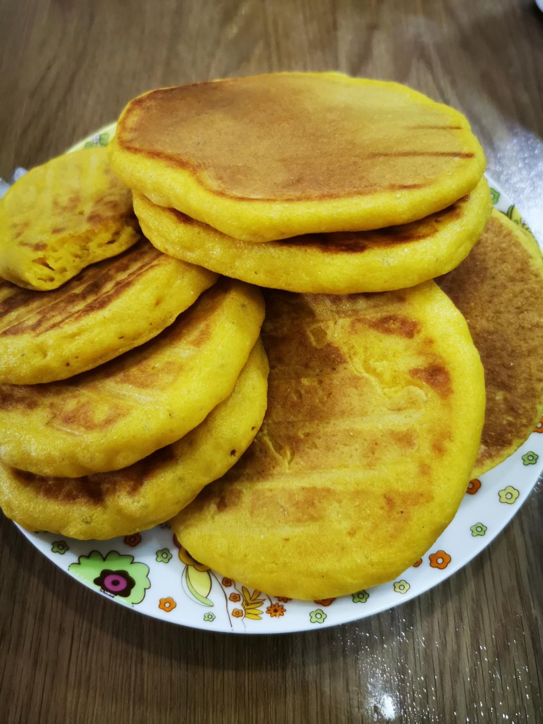 二十年面点老师傅分享的「玉米面饼子」做法，玉米控抓紧收😄😄😄