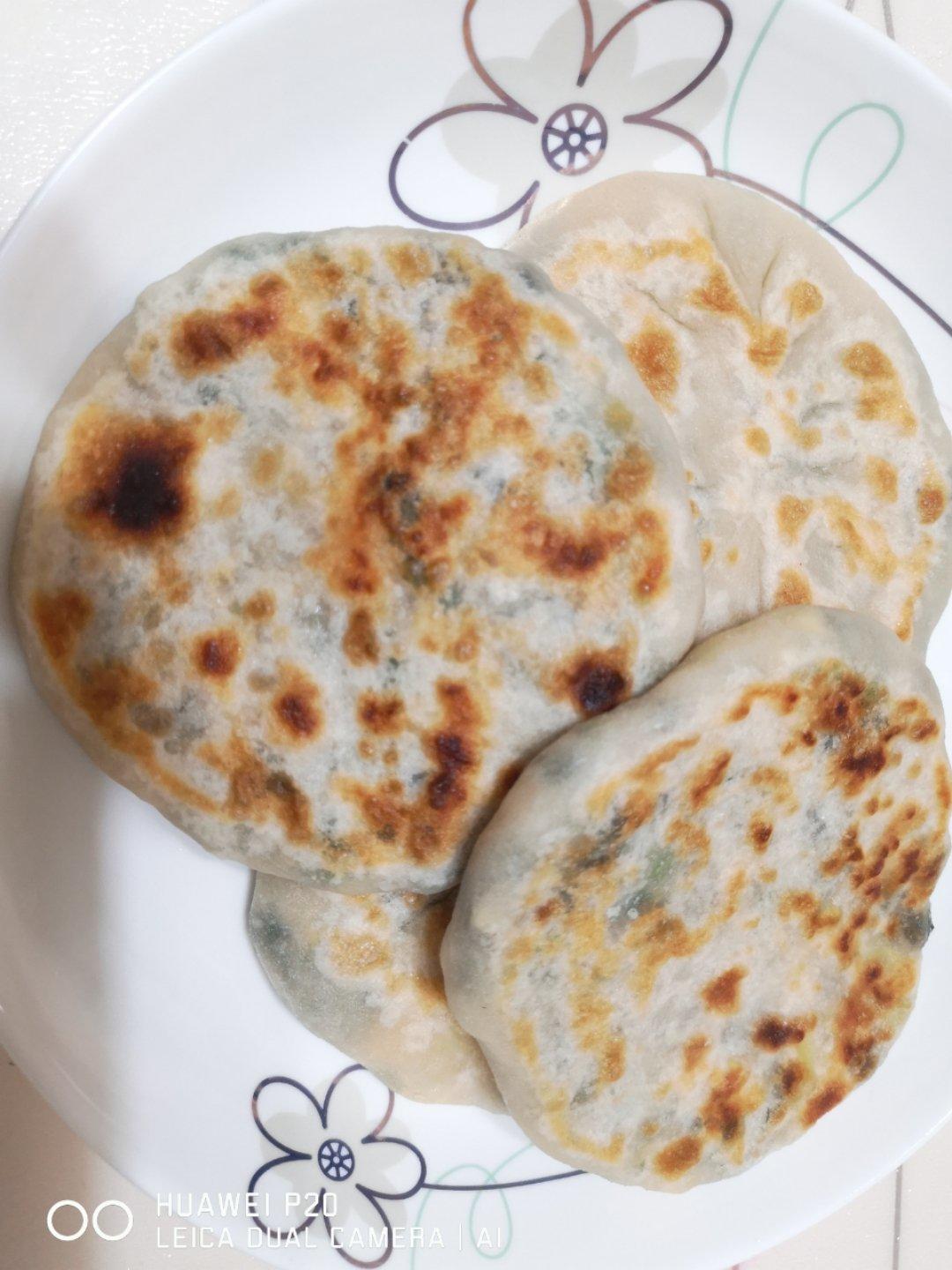 薄皮馅饼的制作方法（鸡蛋菠菜、鸡蛋韭菜馅儿饼）