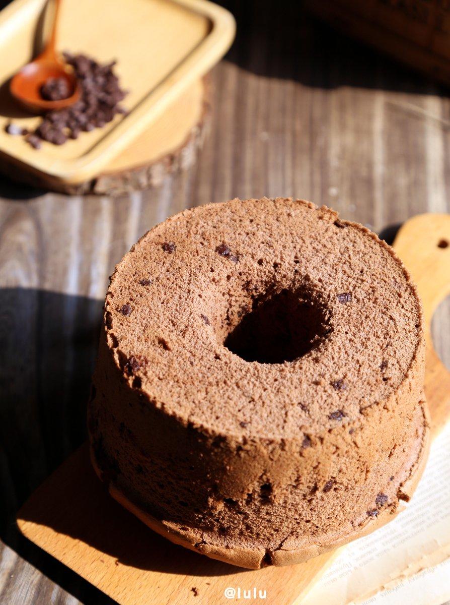 香浓柔软的可可戚风蛋糕