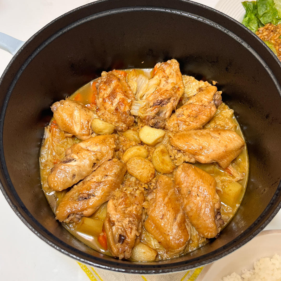 北鼎铸铁锅食谱｜焖蒜香鸡翅