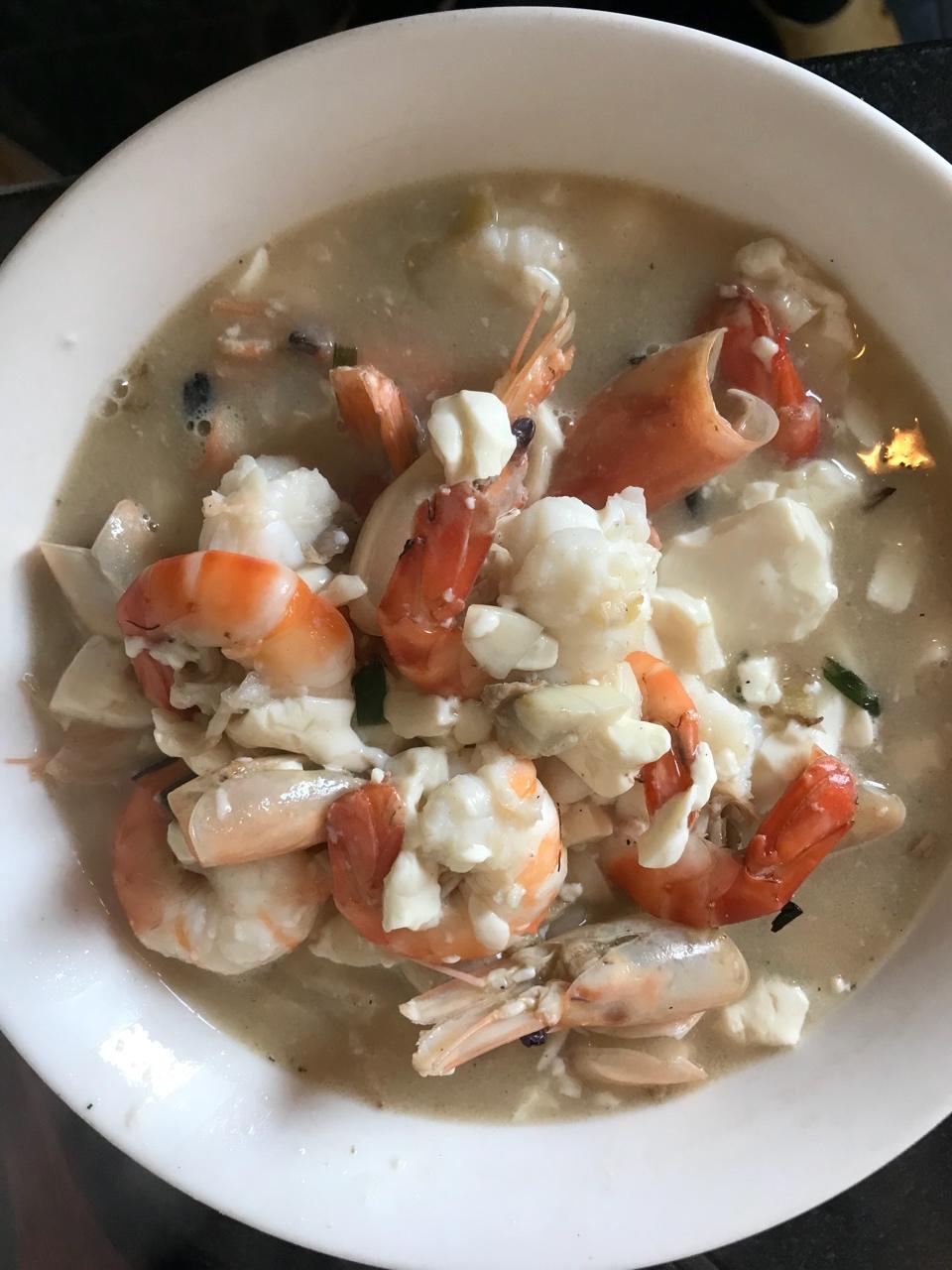 鲜虾豆腐汤