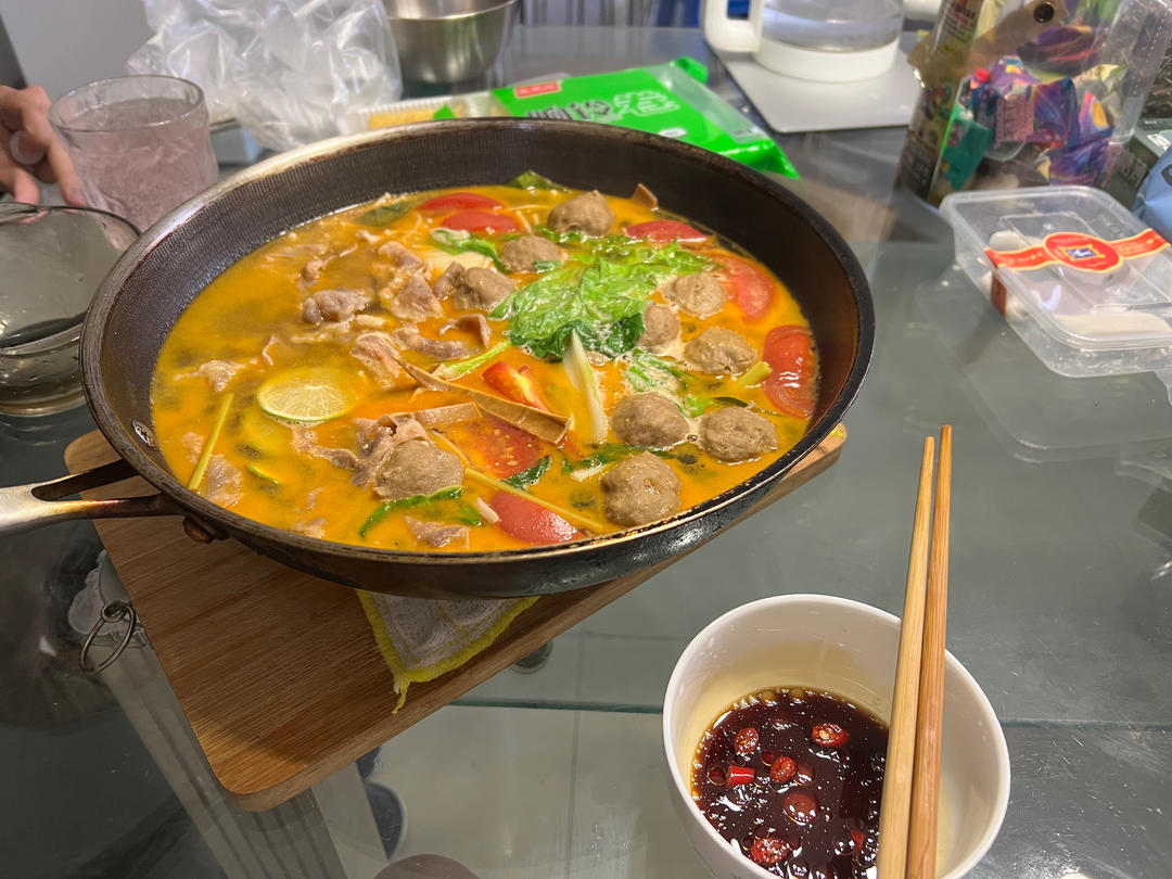 冬阴功海鲜汤
