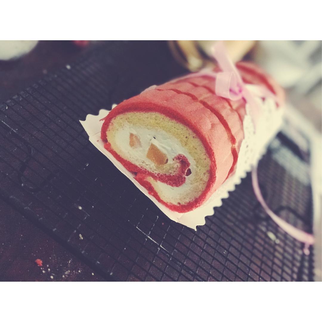 红丝绒瑞士蛋糕卷