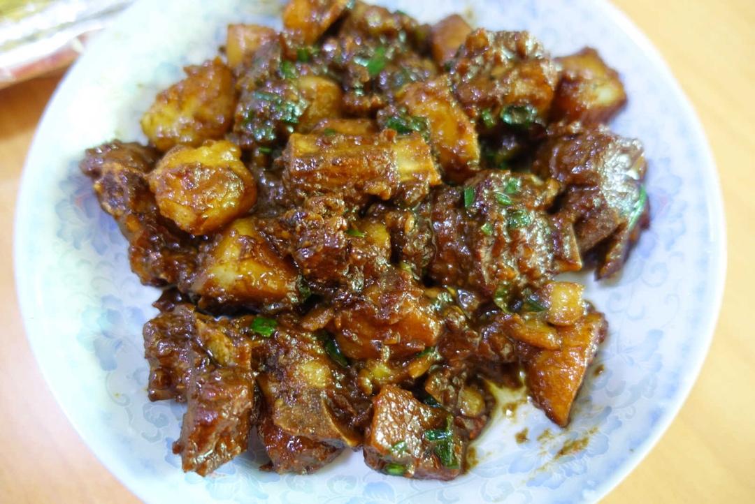 土豆炖排骨