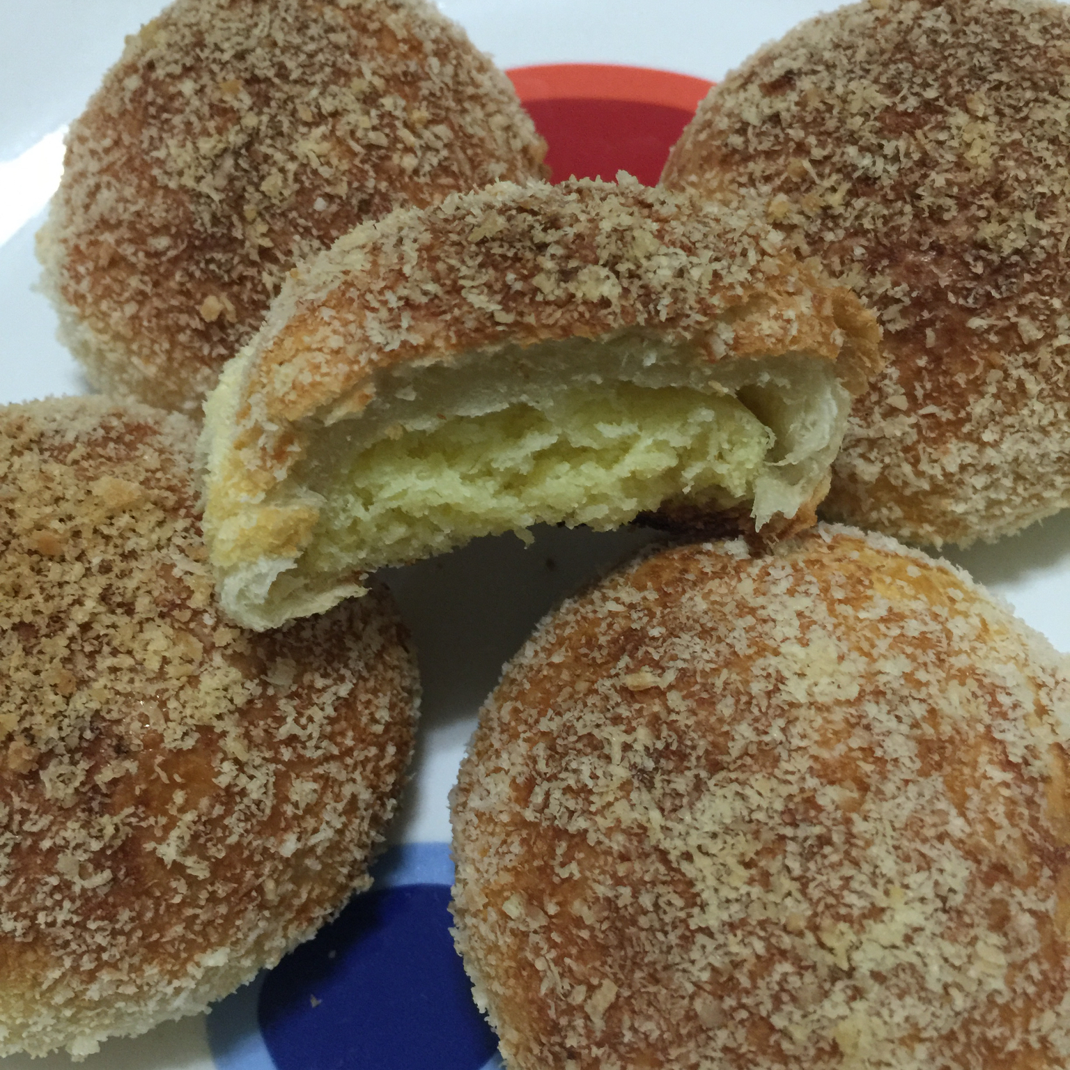 椰蓉奶酥小餐包