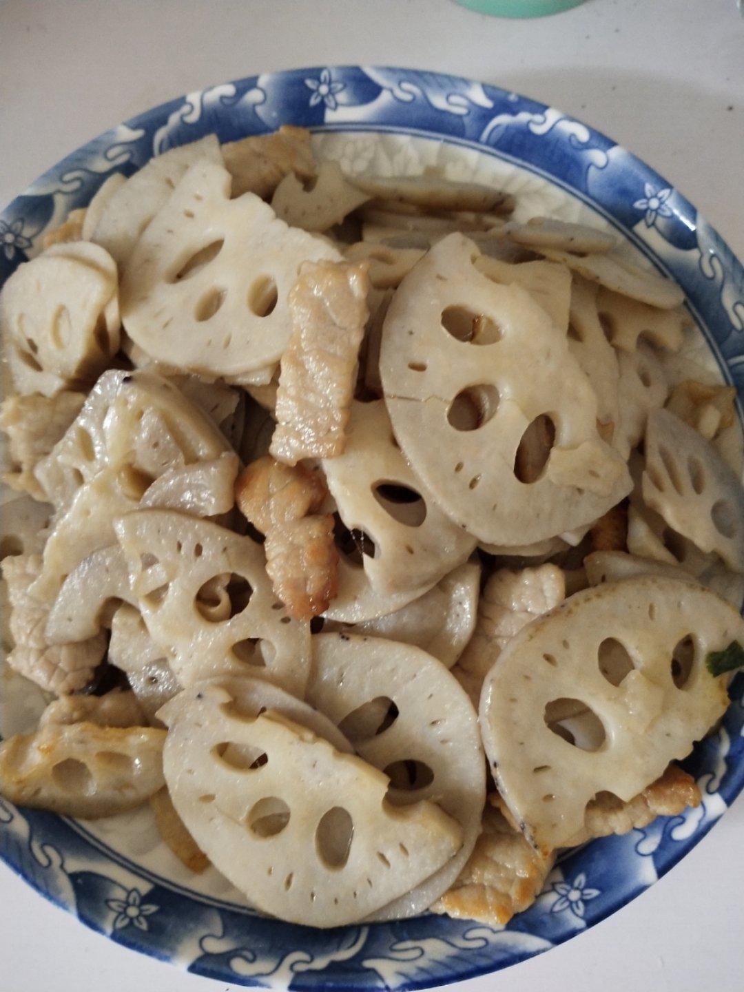 莲藕片炒肉