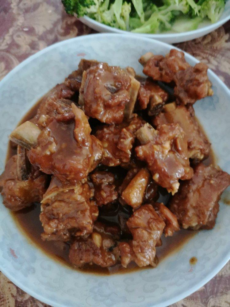 红烧排骨
