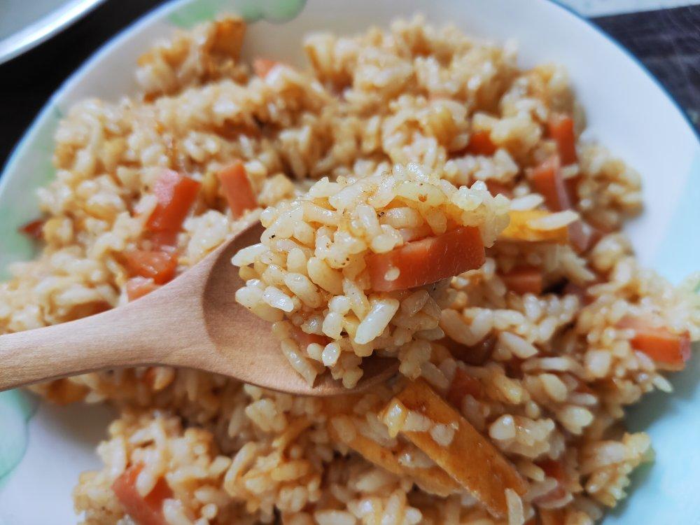 勾魂腊味煲仔饭（铸铁锅版）