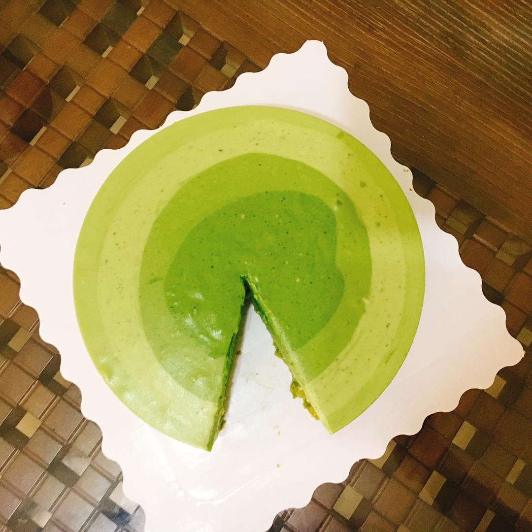 渐变抹茶慕斯蛋糕：我Amanda带着既美又作的抹茶甜点又来了！【曼食慢语】