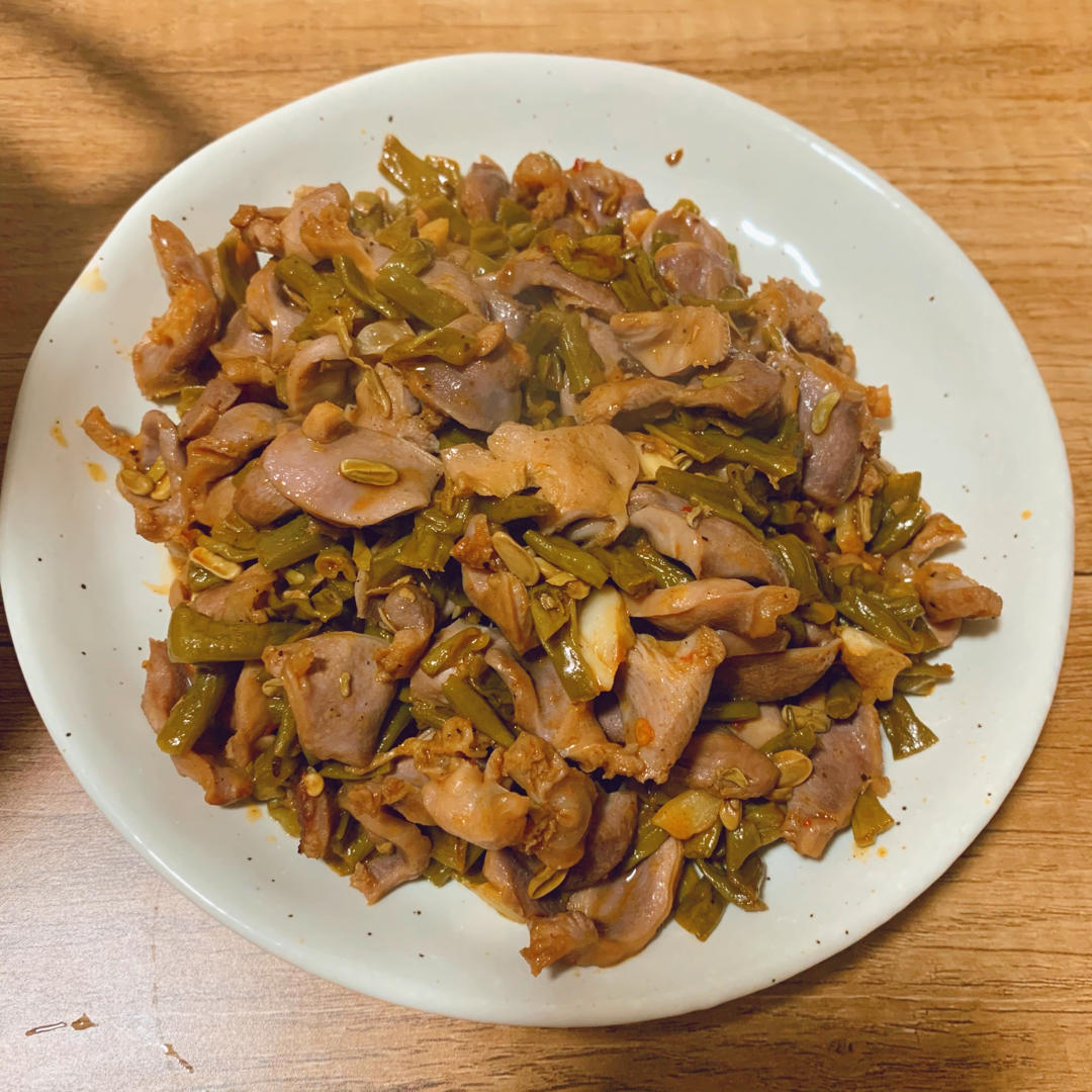 小米椒爆鸡胗