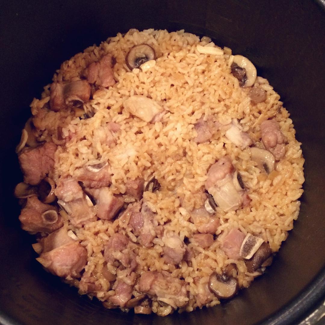 排骨焖饭
