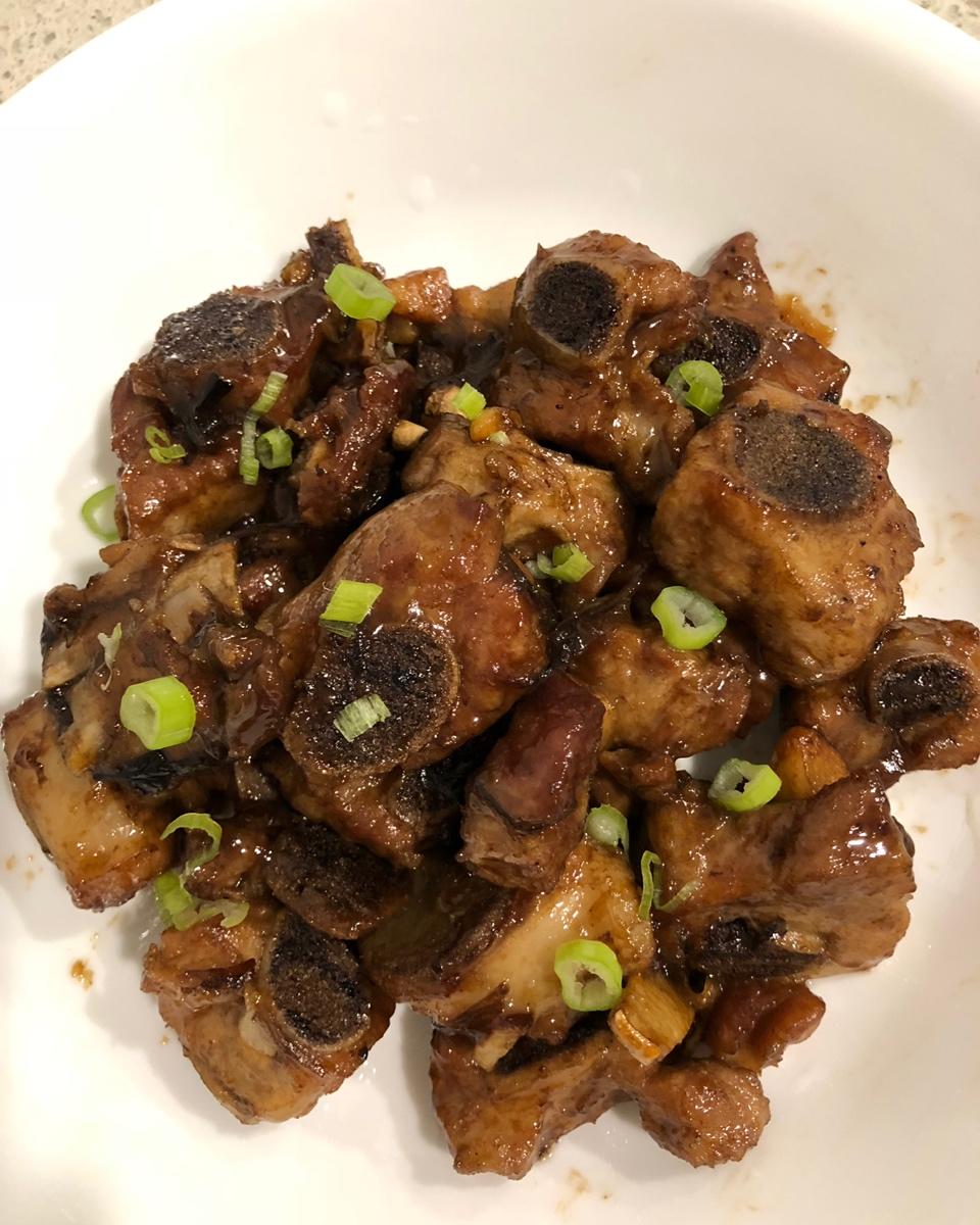 红烧排骨