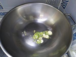 扁豆肉丝汆面的做法 步骤3