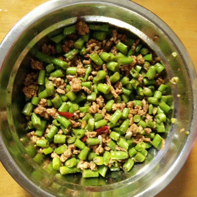 肉沫豆角下饭菜