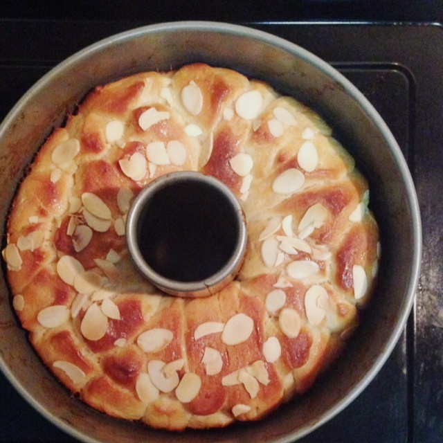 日式香浓炼乳面包