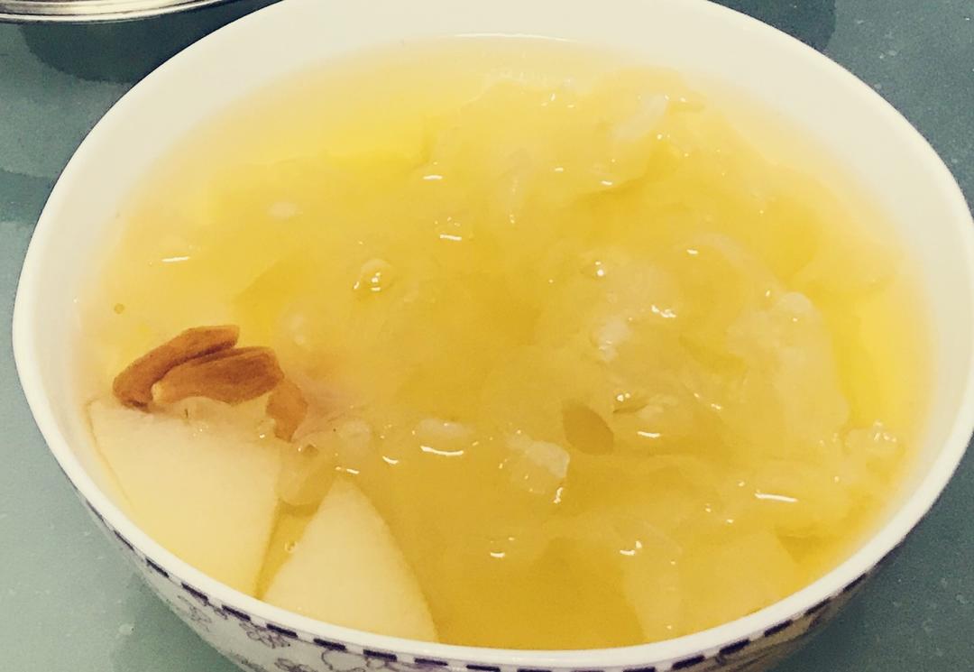冰糖银耳梨汤