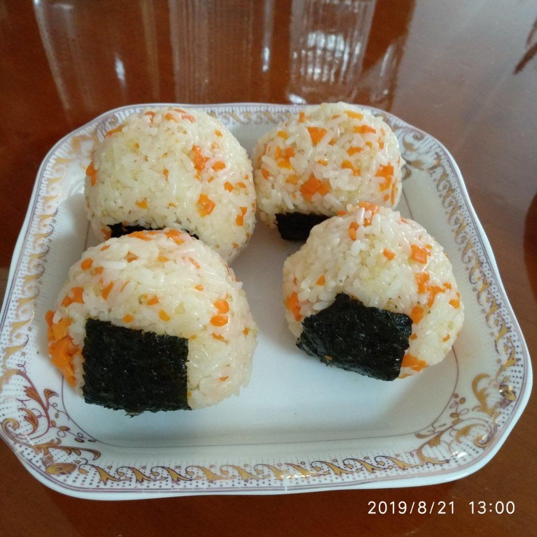 藜麦饭团