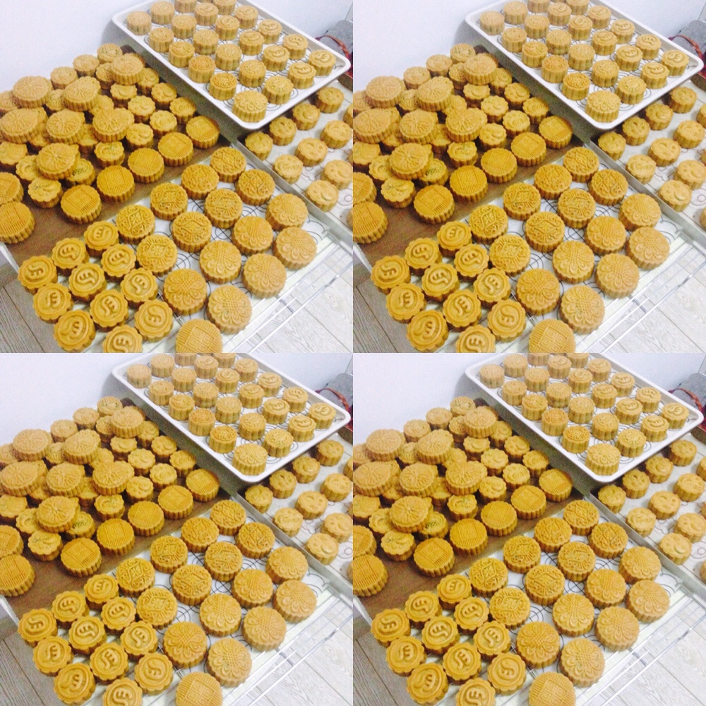广式莲蓉（豆沙）蛋黄月饼（超详细步骤）