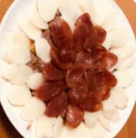 营养蒸菜|淮山蒸腊肠肉饼