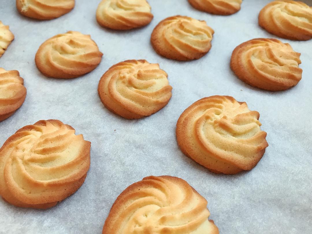 香酥曲奇~爱烘焙的姐姐