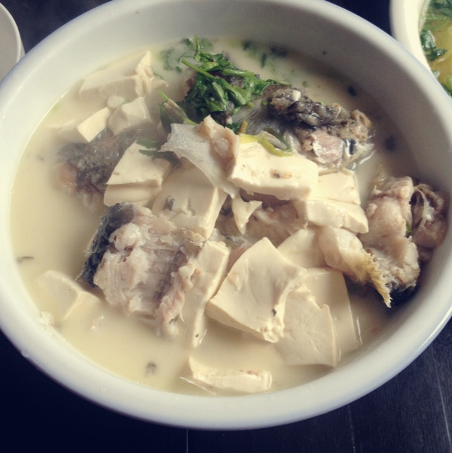 鲫鱼豆腐汤