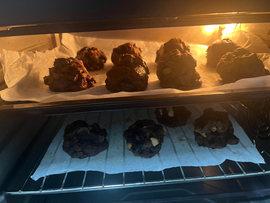 纽约客疯狂追捧的Levain Bakery经典核桃巧克力曲奇