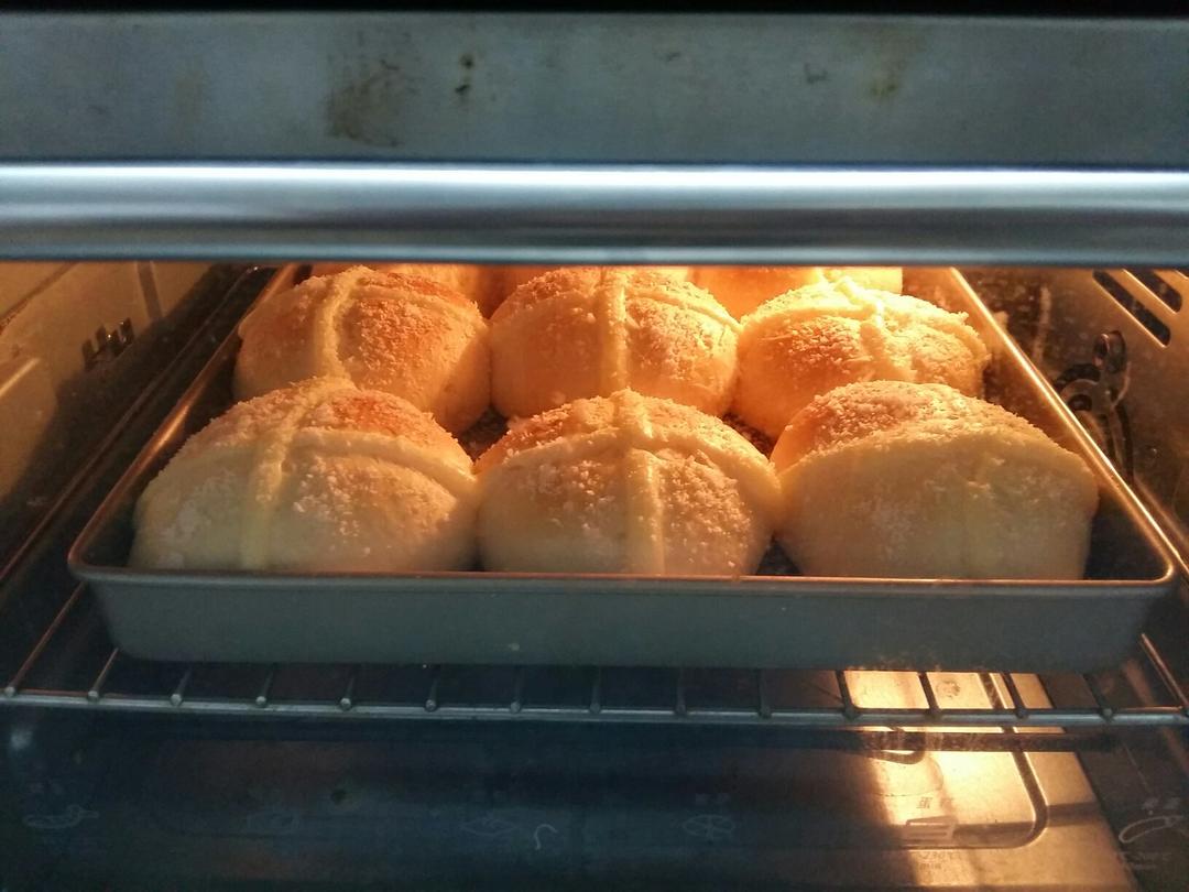 椰浆十字包 Coconut Custard Hot Crossed Bun