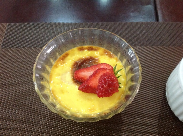 Crèmebrulée。法式烤布雷。焦糖布丁。