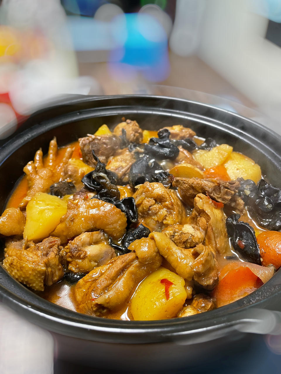 芋泥波波超爱哦做的红烧鸡块焖烧