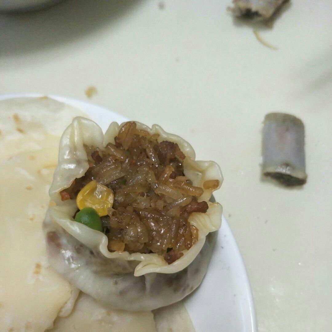 饺子皮咸蛋黄烧麦