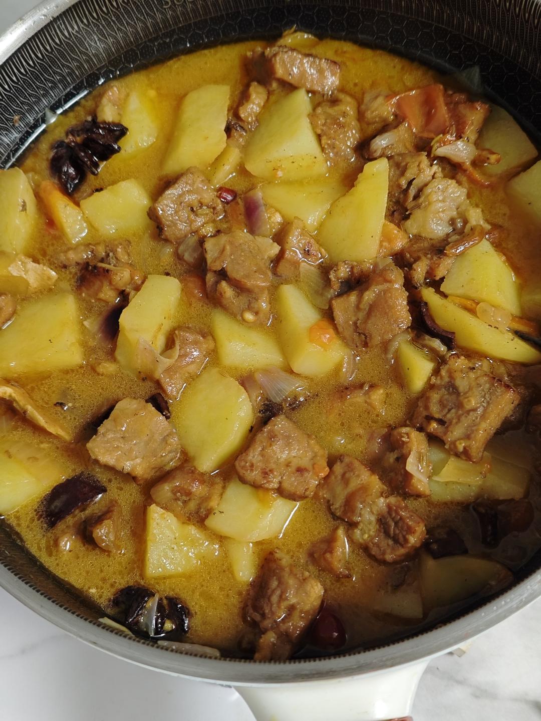 番茄土豆炖牛腩