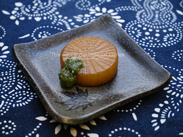 罗勒味噌酱的日式煮萝卜的做法
