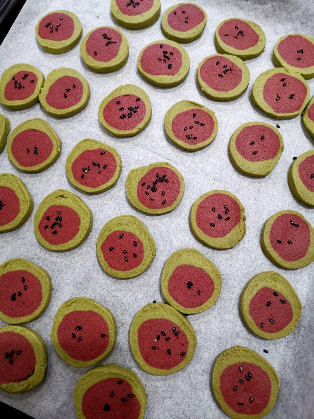 让孩子喜欢到不舍得吃的西瓜饼干