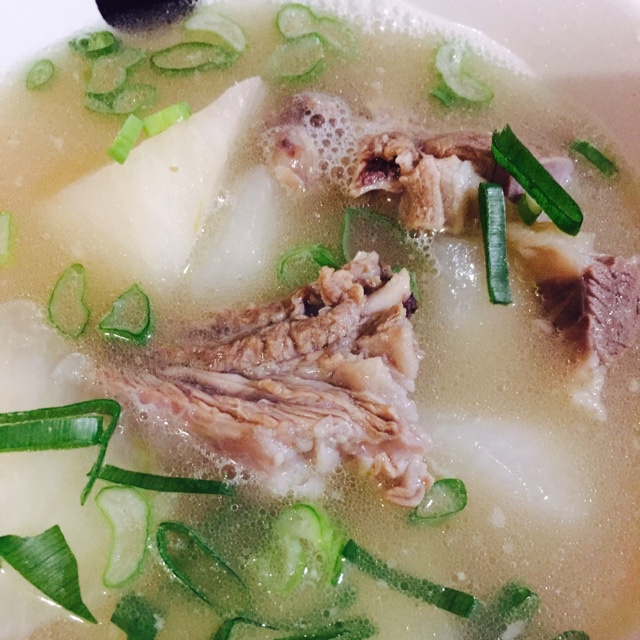 冬日御寒羊肉汤