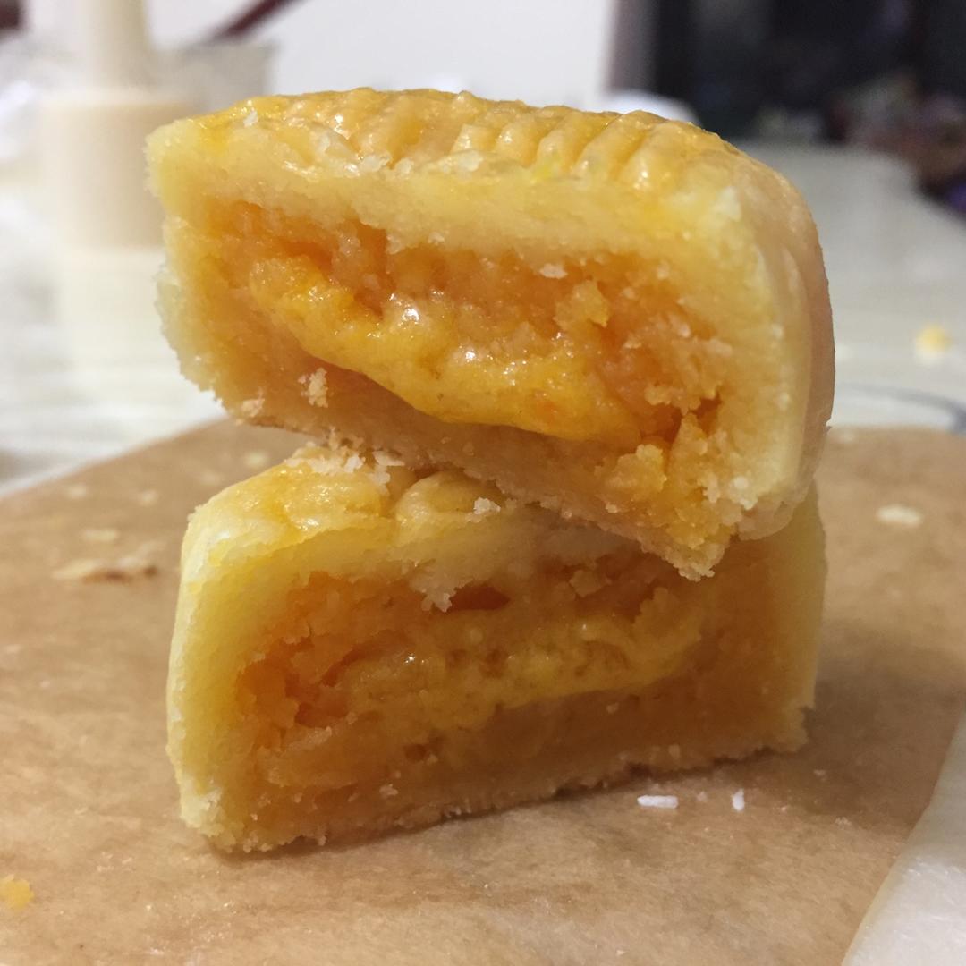 流心奶黄月饼