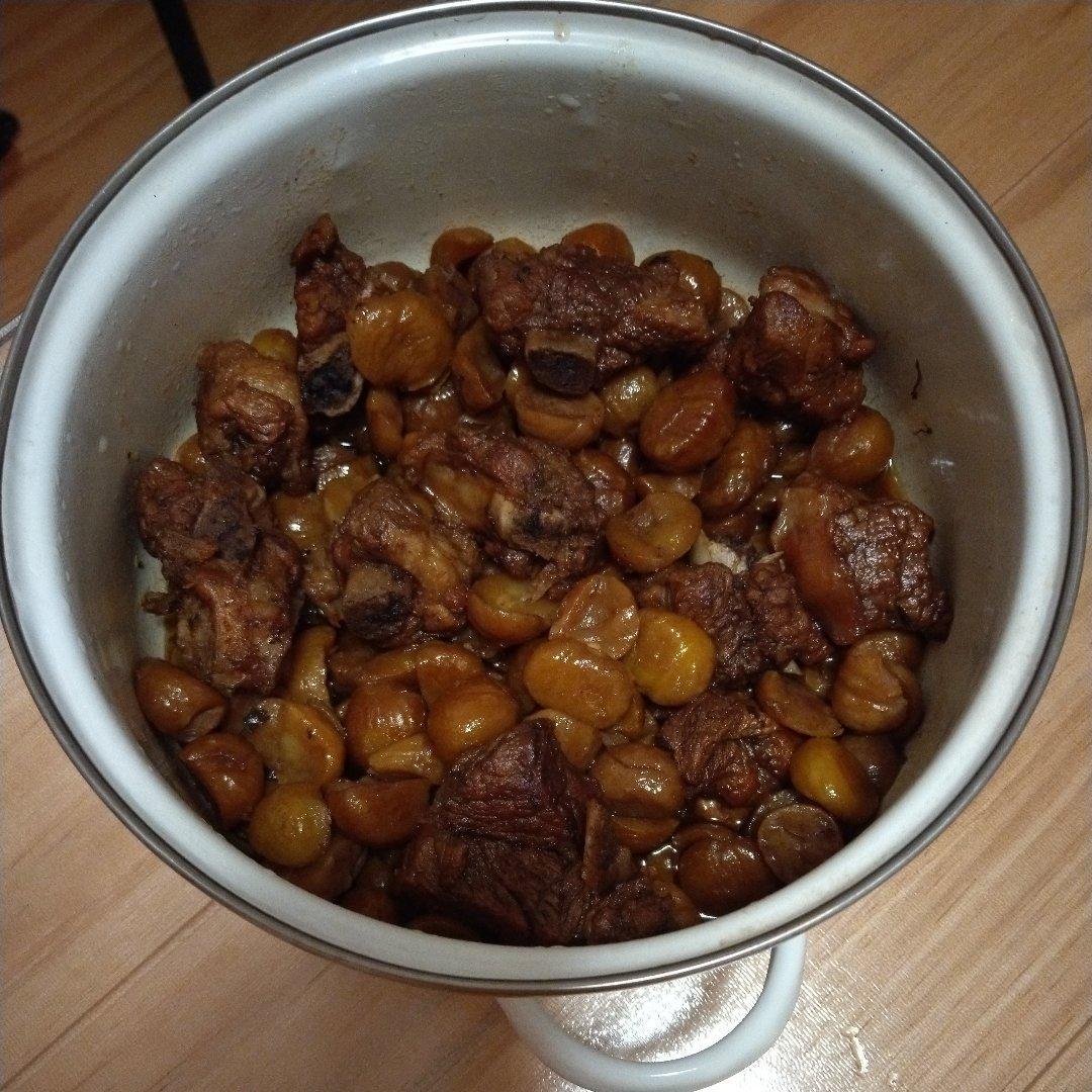 板栗烧排骨