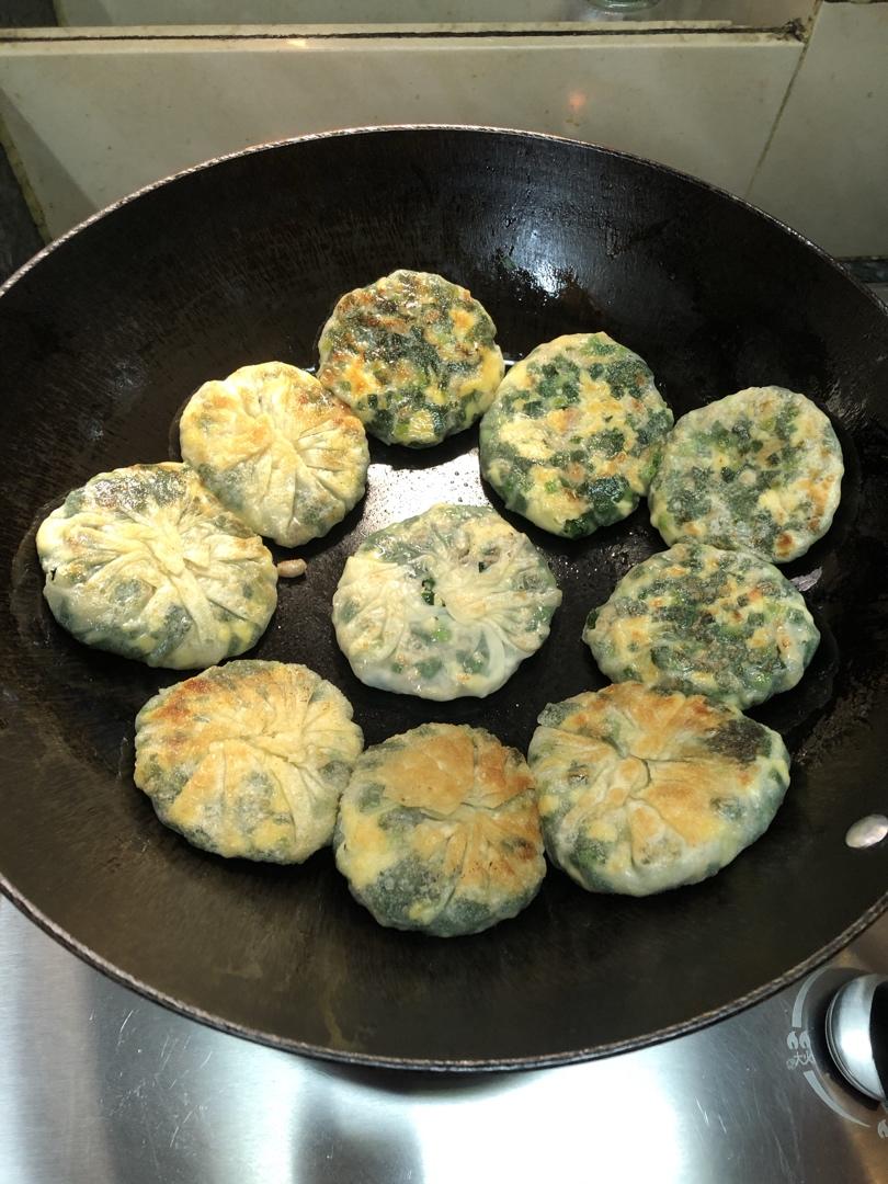 秒杀夜市小吃摊韭菜盒子(饺子皮版)