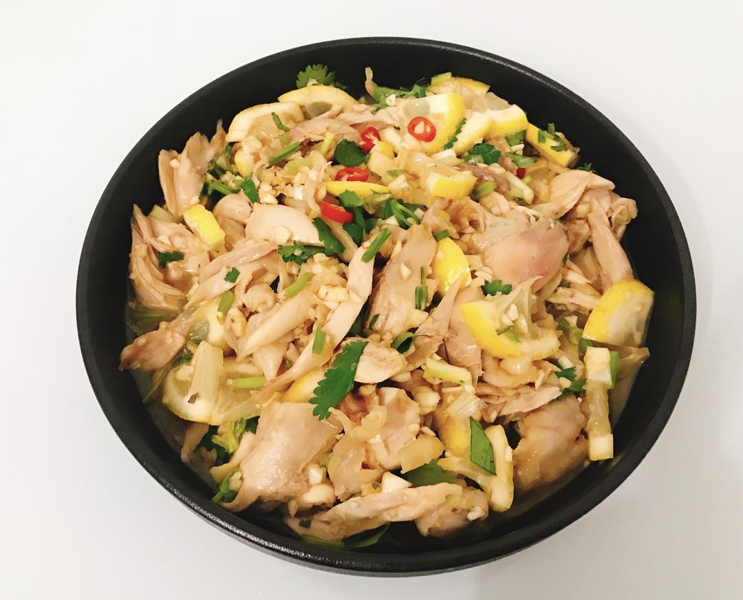 柠檬手撕鸡的做法