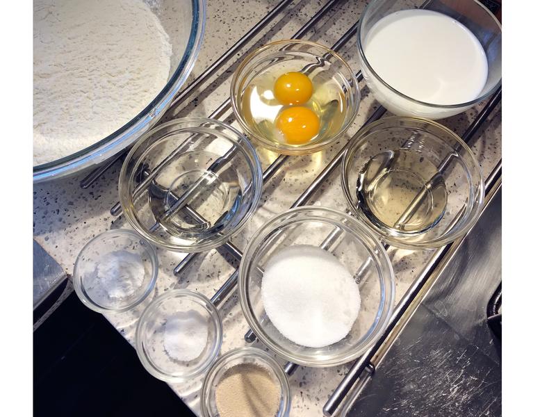 纯奶手撕吐司的做法 步骤1