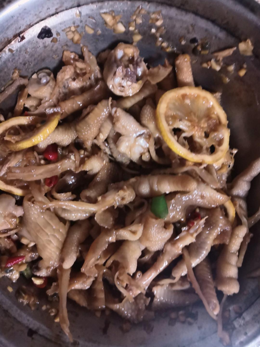 绝对不会后悔的酸辣鸡爪