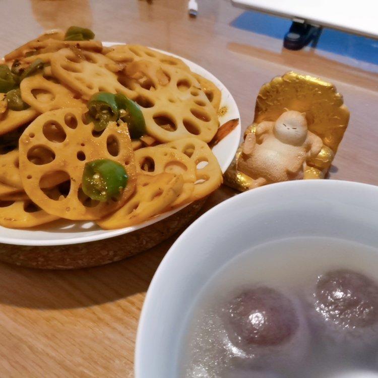 酸香爽辣炒藕片