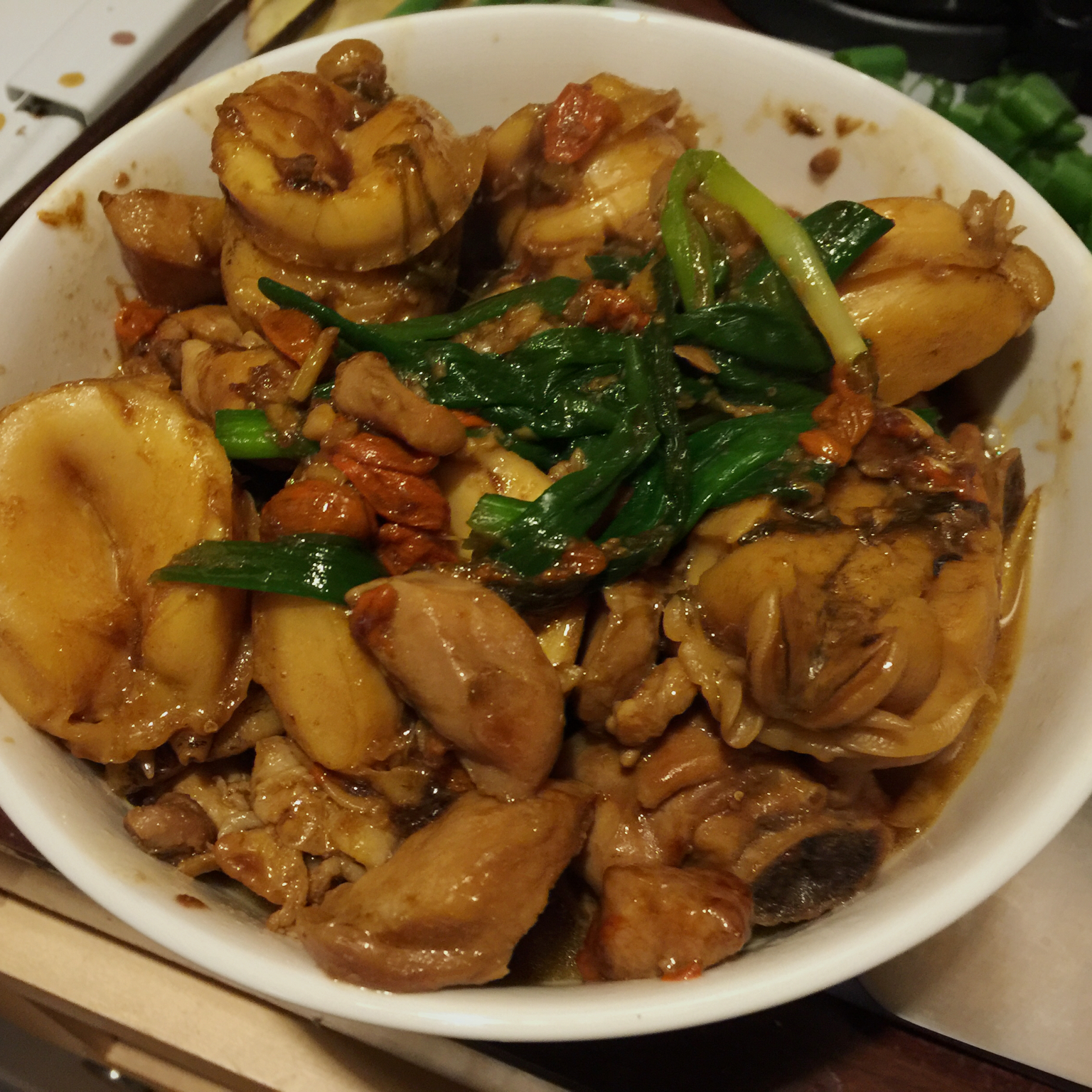 鲍鱼鸡煲