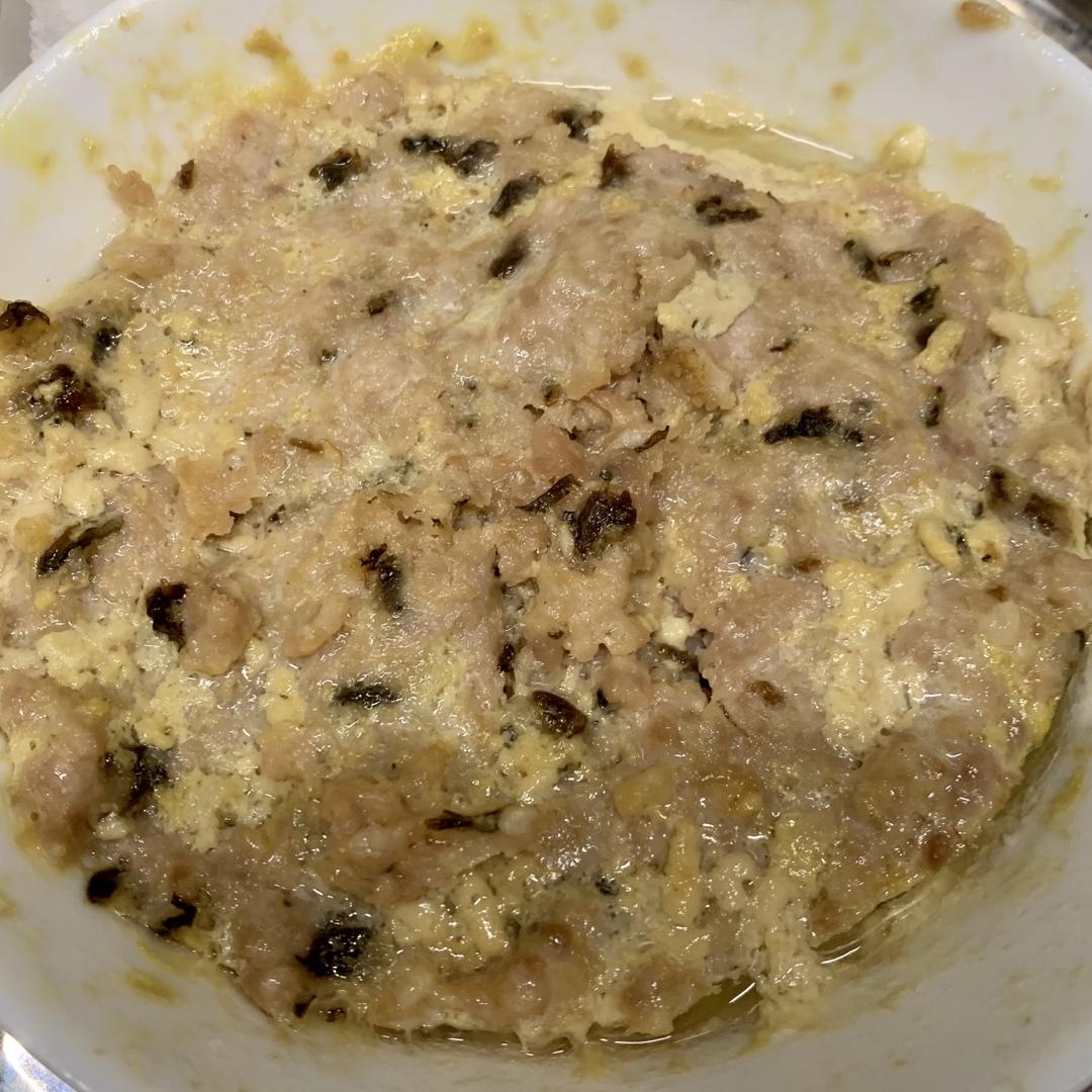 传统广东菜 ∵ 梅菜剁肉饼