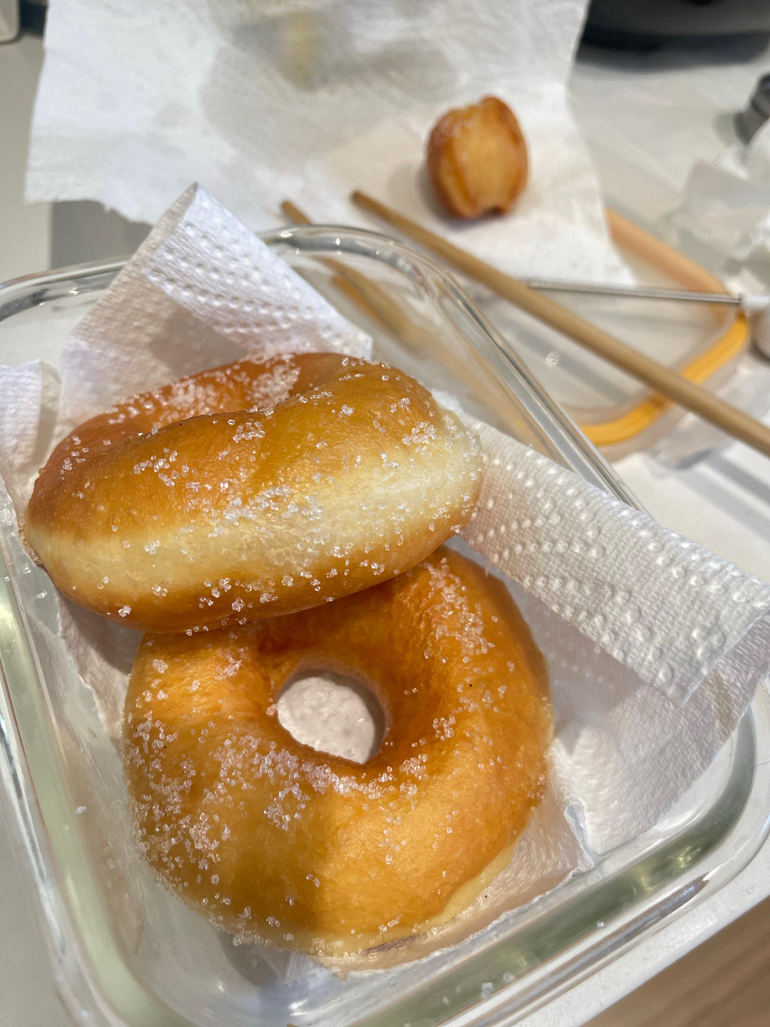 🍩超快手一小时低糖无需烤箱的甜甜圈（详细视频）