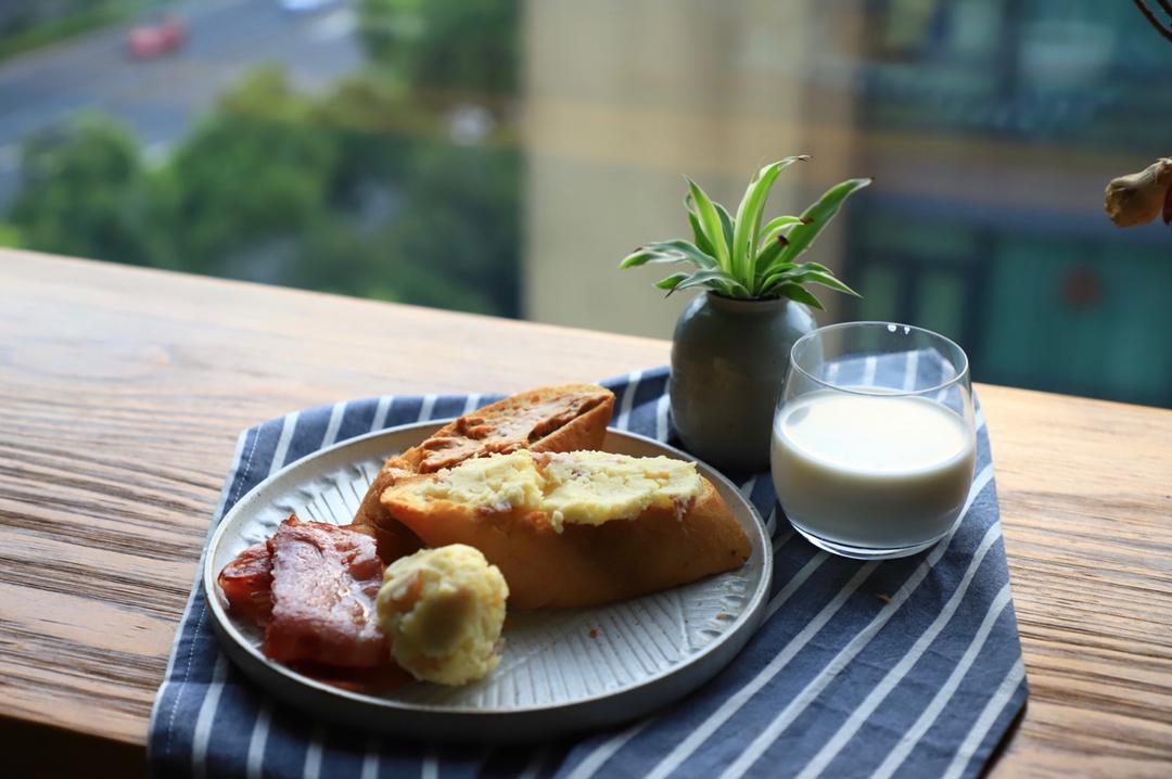 只需一根法棍🥖，get满满幸福感早餐