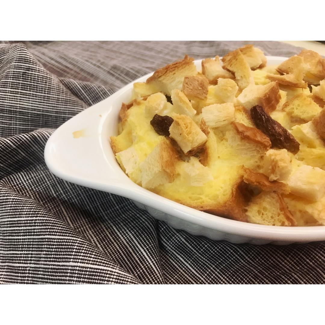 吐司蛋奶烤布丁