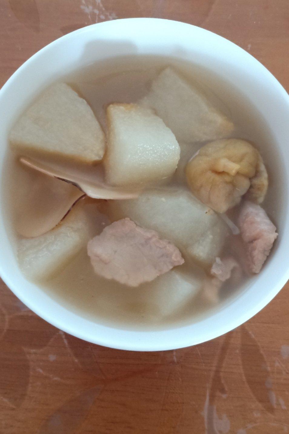 陈皮雪梨润肺汤