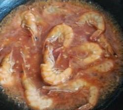 蒜蓉茄汁虾的做法 步骤7